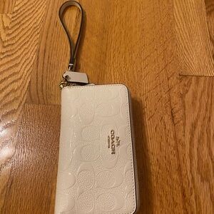 Coach Cream Zip-Around Wallet
